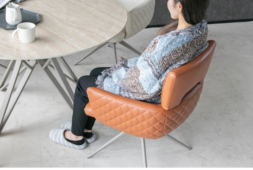 【同色2脚/4脚セット】  ダイニングチェア PU レザー 合成皮革 アイボリー キャメル 回転式 椅子